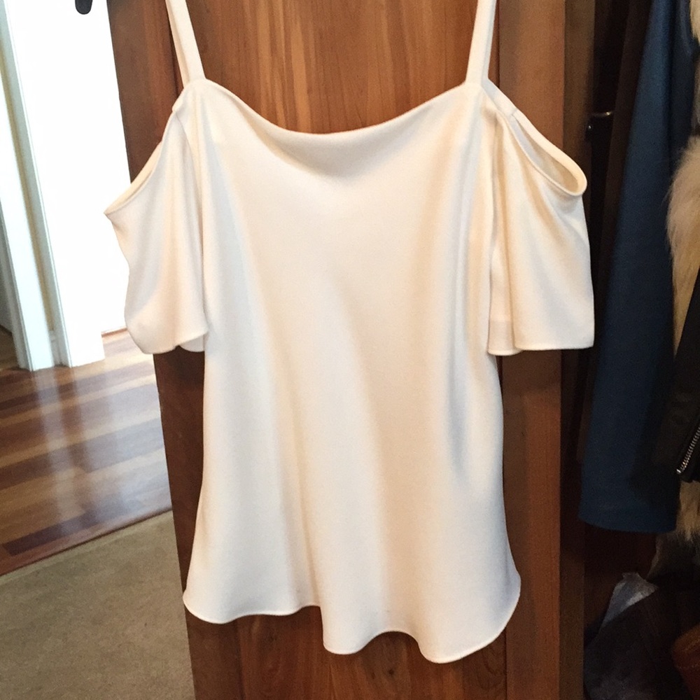 Cold shoulder top